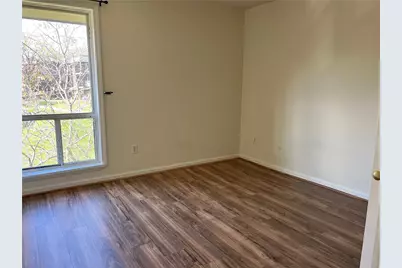 1000 College Park Dr #9, Moon/Crescent Twp, PA 15108 - Photo 13