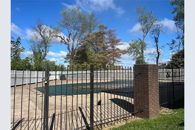 1000 College Park Dr #9, Moon/Crescent Twp, PA 15108 - Photo 19