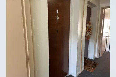 1000 College Park Dr #9, Moon/Crescent Twp, PA 15108 - Photo 17