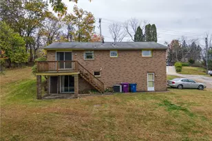 219 Center New Texas Rd, Pittsburgh, PA 15239 - Photo 3