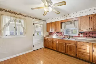 2422 Ridgewood Ct, Shenango Township, PA 16101 - Photo 15