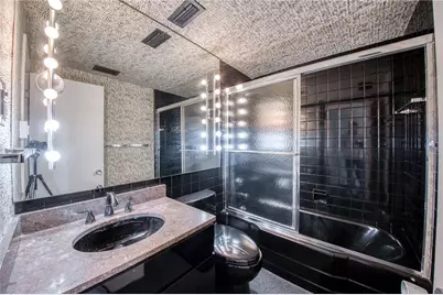 552 N Neville St #PH2, Pittsburgh, PA 15213 - Photo 21