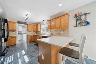 227 Sandworks Rd, Hempfield Township, PA 15639 - Photo 11