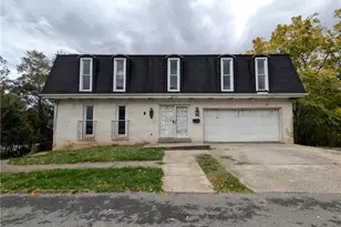 34 Walnut Ave, Dunbar, PA 15431 - Photo 1