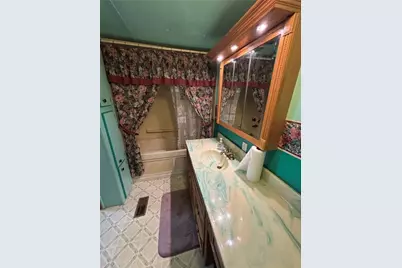 106 Ginger Ln, Mount Pleasant Township, PA 15666 - Photo 13