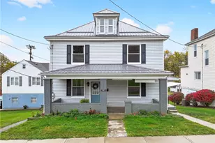 105 Center Ave, Mt Pleasant Boro, PA 15666 - Photo 1