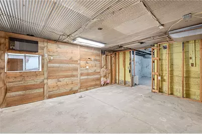 105 Center Ave, Mt Pleasant Boro, PA 15666 - Photo 43