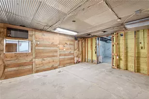 105 Center Ave, Mt Pleasant Boro, PA 15666 - Photo 43