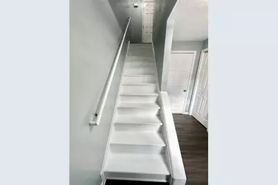 203 Thistle Dr, Hempfield Township, PA 15601 - Photo 5