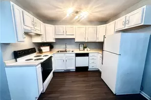 203 Thistle Dr, Hempfield Township, PA 15601 - Photo 15