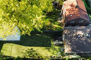 2070 Boggs Ave, Pittsburgh, PA 15221 - Photo 23