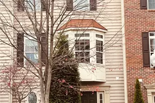 204 Hounslow Rd, Cranberry Township, PA 16066 - Photo 1