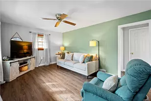 5976 McPherson Ave, Bethel Park, PA 15102 - Photo 7