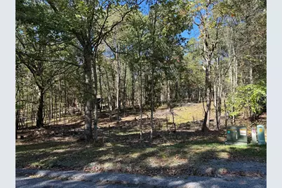 121 Helga Dr, Clay Township, PA 16061 - Photo 5