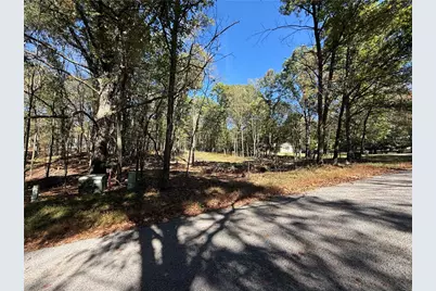 121 Helga Dr, Clay Township, PA 16061 - Photo 7