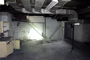 203 Elm St, Clairton, PA 15025 - Photo 13