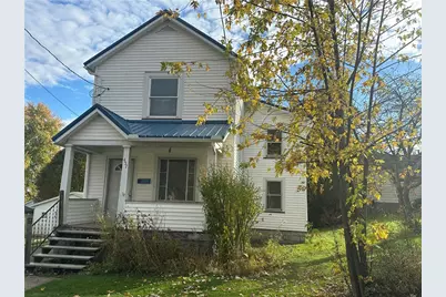 457 Lincoln St, Sharon, PA 16146 - Photo 1