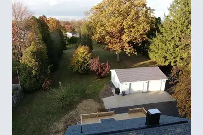 333 E Maitland Ln, Neshannock Township, PA 16105 - Photo 7