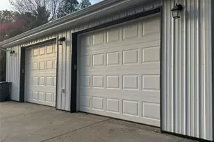 333 E Maitland Ln, Neshannock Township, PA 16105 - Photo 9