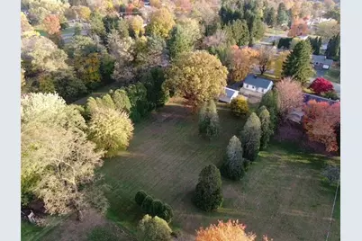 333 E Maitland Ln, Neshannock Township, PA 16105 - Photo 5