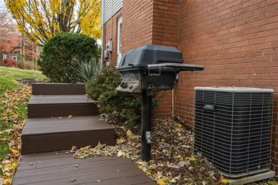 1332 Hazenwood Dr, Monroeville, PA 15146 - Photo 11