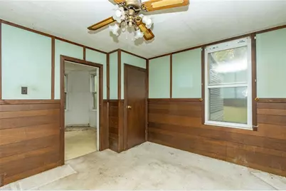 211 Wallace Ave, Wilkins Township, PA 15112 - Photo 13