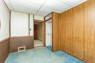 211 Wallace Ave, Wilkins Township, PA 15112 - Photo 17