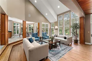 104-102 Thornbrook Dr, Penn Township, PA 16002 - Photo 15