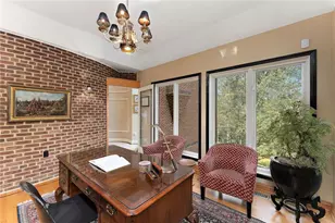 104-102 Thornbrook Dr, Penn Township, PA 16002 - Photo 19