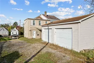 833 Estella Ave, Pittsburgh, PA 15210 - Photo 35