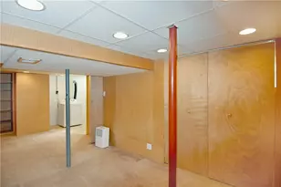 111 Mulberry St, Coraopolis, PA 15108 - Photo 21