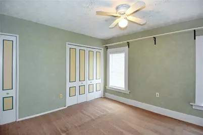 111 Mulberry St, Coraopolis, PA 15108 - Photo 13