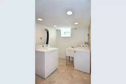 111 Mulberry St, Coraopolis, PA 15108 - Photo 25