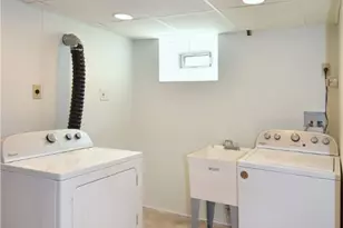 111 Mulberry St, Coraopolis, PA 15108 - Photo 25