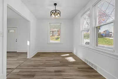 27 Oakwood Rd, Banksville/Westwood, PA 15205 - Photo 9