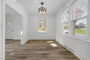 27 Oakwood Rd, Banksville/Westwood, PA 15205 - Photo 9