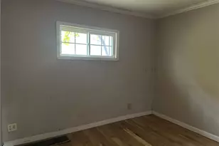 490 Glenn St, Washington, PA 15301 - Photo 7