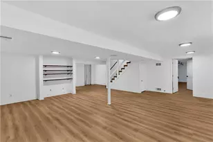 120 Sherwood Dr, Hempfield Township, PA 15601 - Photo 29