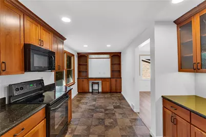 120 Sherwood Dr, Hempfield Township, PA 15601 - Photo 11