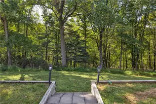 120 Sherwood Dr, Hempfield Township, PA 15601 - Photo 35