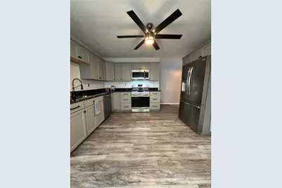 2422 Salisbury St, Pittsburgh, PA 15210 - Photo 3