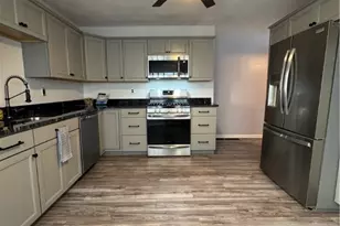 2422 Salisbury St, Pittsburgh, PA 15210 - Photo 3