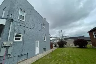 56 Franklin Ave, Ellwood City, PA 16117 - Photo 3