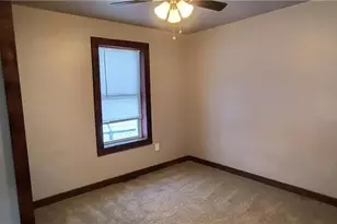 56 Franklin Ave, Ellwood City, PA 16117 - Photo 27