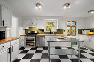 596 Clifton Rd, Bethel Park, PA 15102 - Photo 11