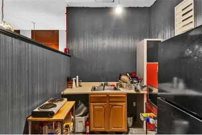 1421 5th Ave, Arnold, PA 15068 - Photo 13