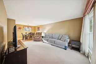 431 Fieldstone Dr, Monroeville, PA 15146 - Photo 3