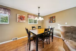 431 Fieldstone Dr, Monroeville, PA 15146 - Photo 7