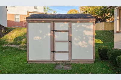 33 Park Place W, Midland Boro, PA 15059 - Photo 9