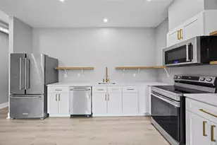 1109 E Carson St, Pittsburgh, PA 15203 - Photo 3